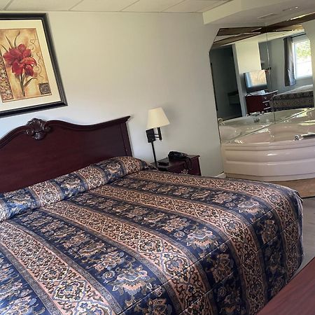 Perry-O Inn & Suites Star Junction Luaran gambar